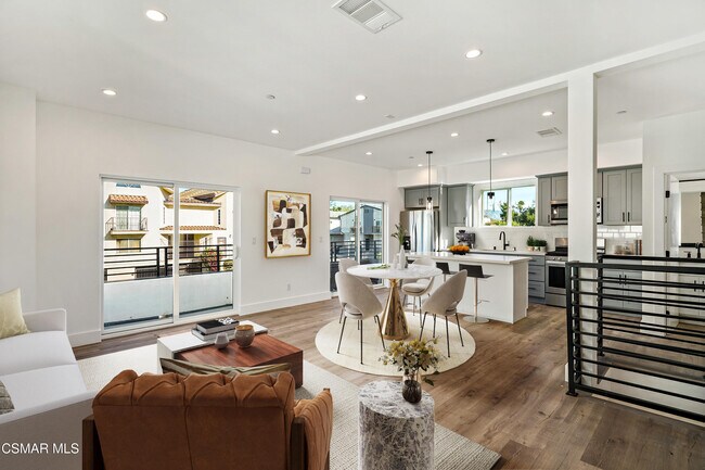 Foto del edificio - 10906 Hesby St