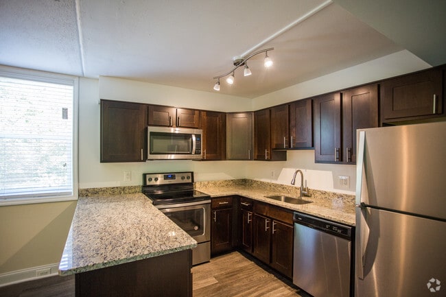 Interior Photo - Stuart Woods Apartments
