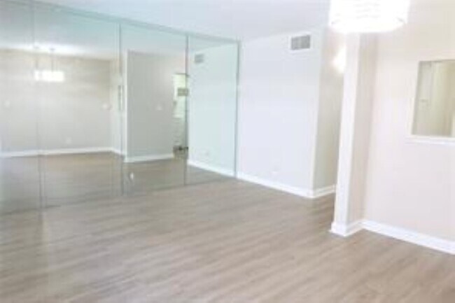 Foto del edificio - 1010 SE 15th St
