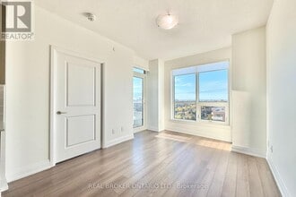 Building Photo - 3121 Sheppard Ave E