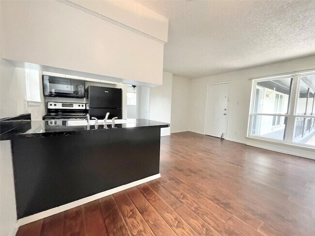 Foto del edificio - 4811 Live Oak St