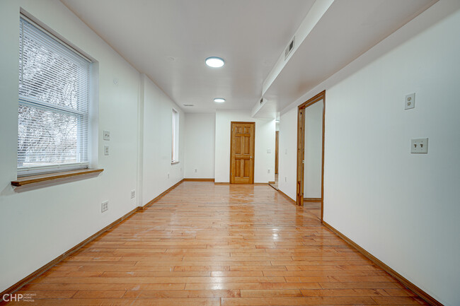 Building Photo - 1333 S Talman Ave