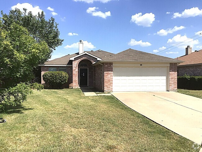 Building Photo - 702 Castlewick Ct