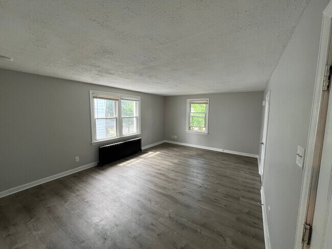 Foto del edificio - 420 Cinnaminson Ave