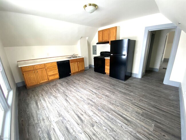 Foto del edificio - 1 br, 1 bath Duplex - 113 Saint Louis Stre...