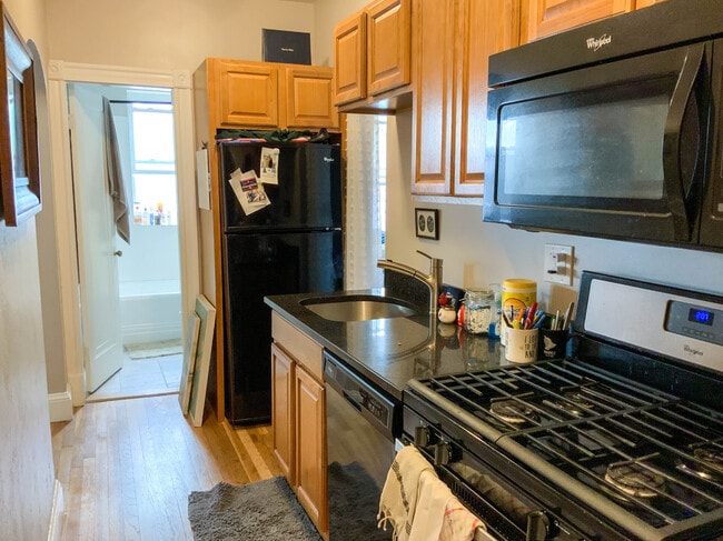 Building Photo - 24 Lanark Rd