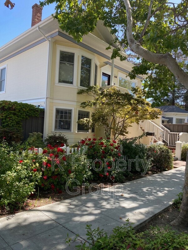 171 Birch St, Redwood City, CA 94062 Condo for Rent in Redwood City