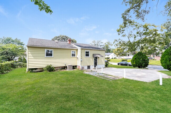 Foto del edificio - 1107 Hickory St