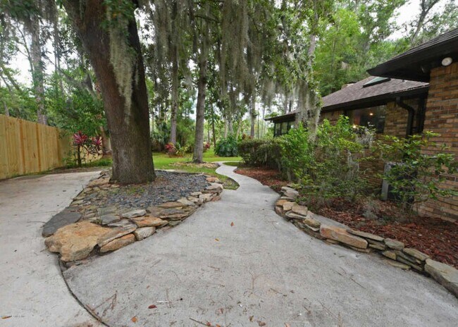 Building Photo - 4475 Charter Point Blvd