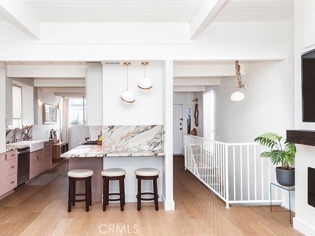 Foto del edificio - 989 La Mirada St