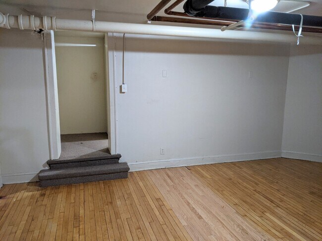 Foto del edificio - 1452 Oak Ave