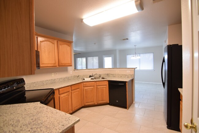 Foto del edificio - 5411 Teal Dr
