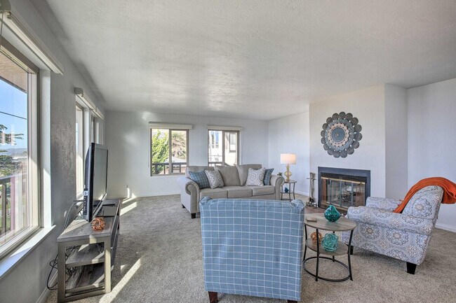 Building Photo - 408 Stuart Ave