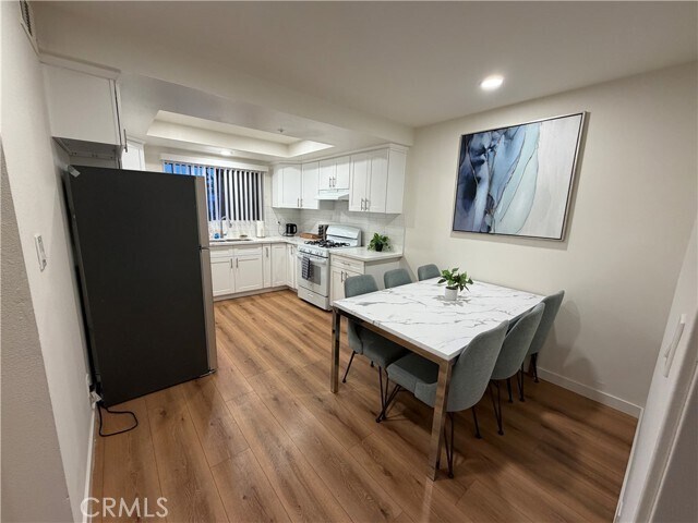 Foto del edificio - 2120 Mountain View Rd