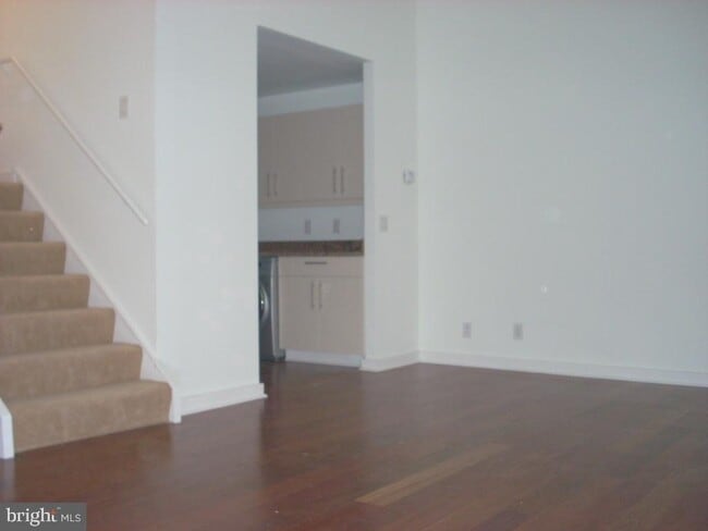 Foto del edificio - 219-29 S 18th St