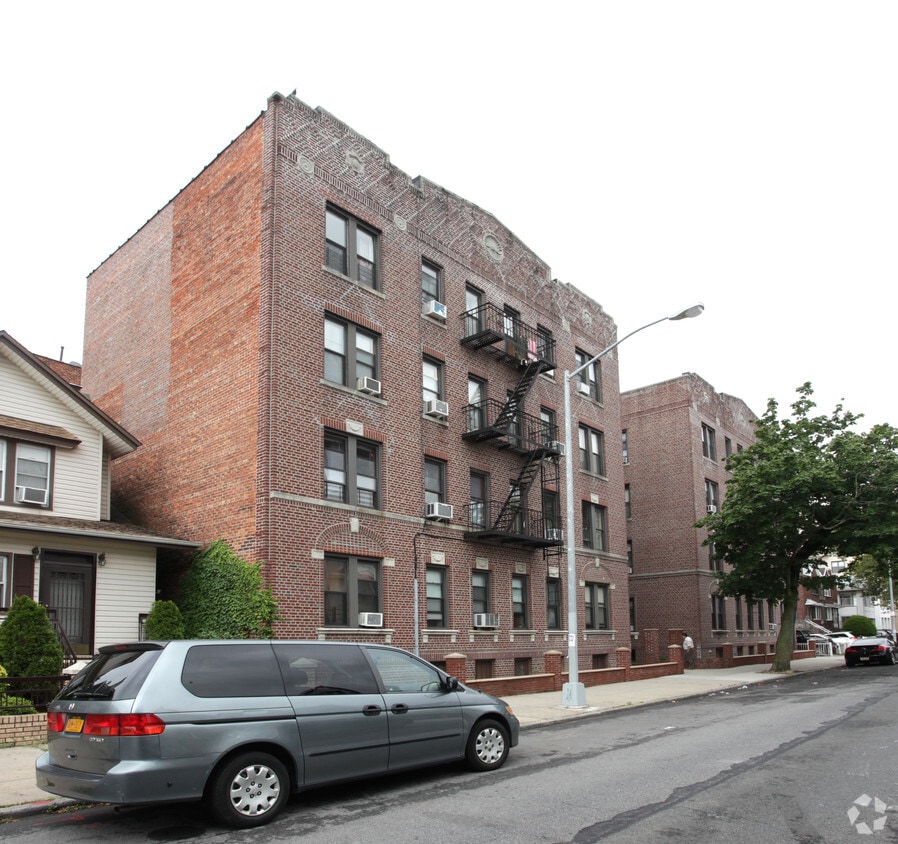 Building Photo - 1938 82nd St