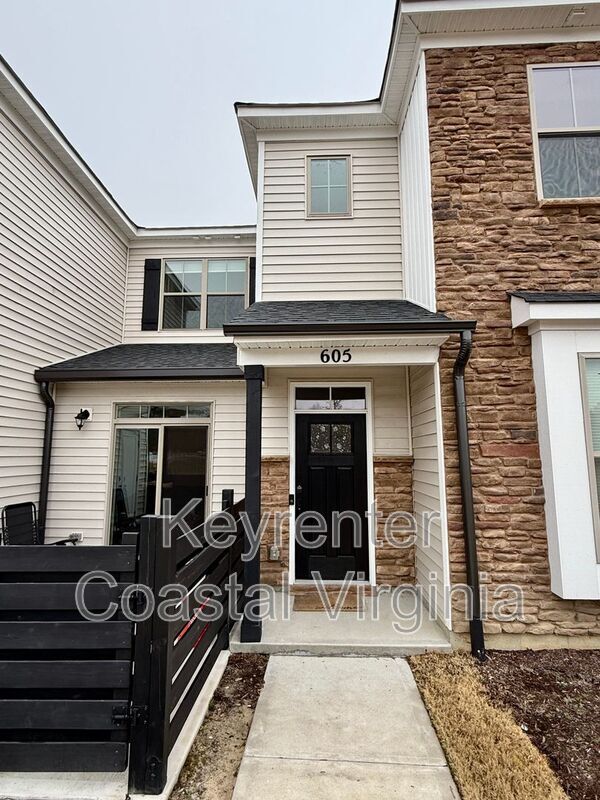 Building Photo - 605 Kathy Ann Wy W