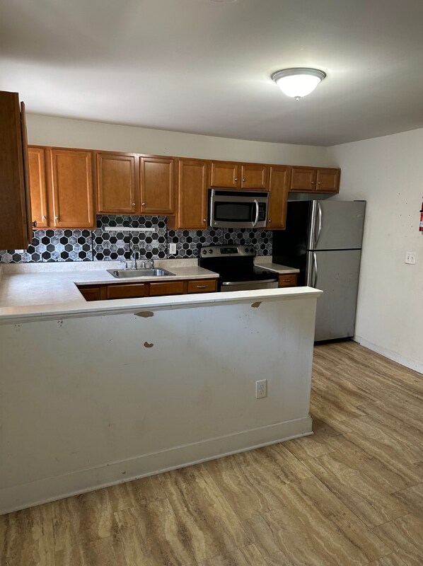49 S 5th Ave Unit 2, Coatesville, PA 19320 Room for Rent in
