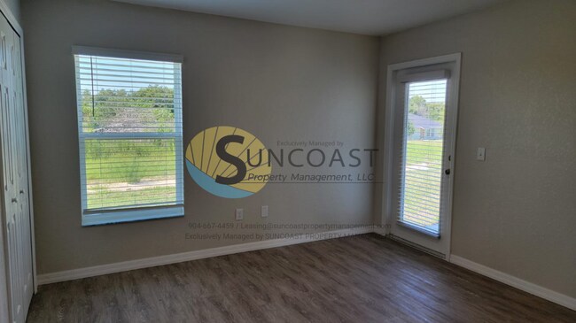 Building Photo - 2 beds / 2 Baths Available now!