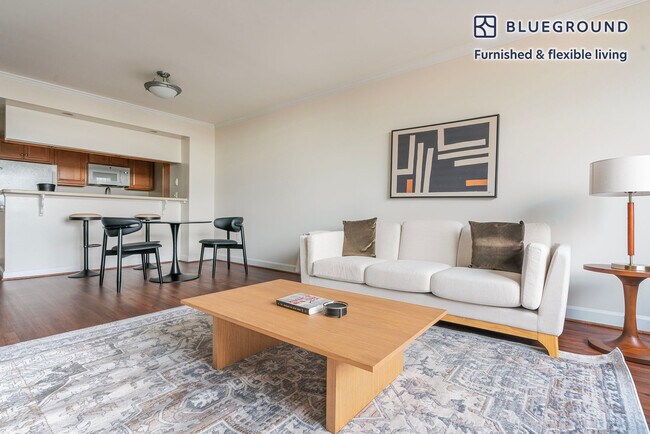 Foto del edificio - 3900 Fairfax Dr