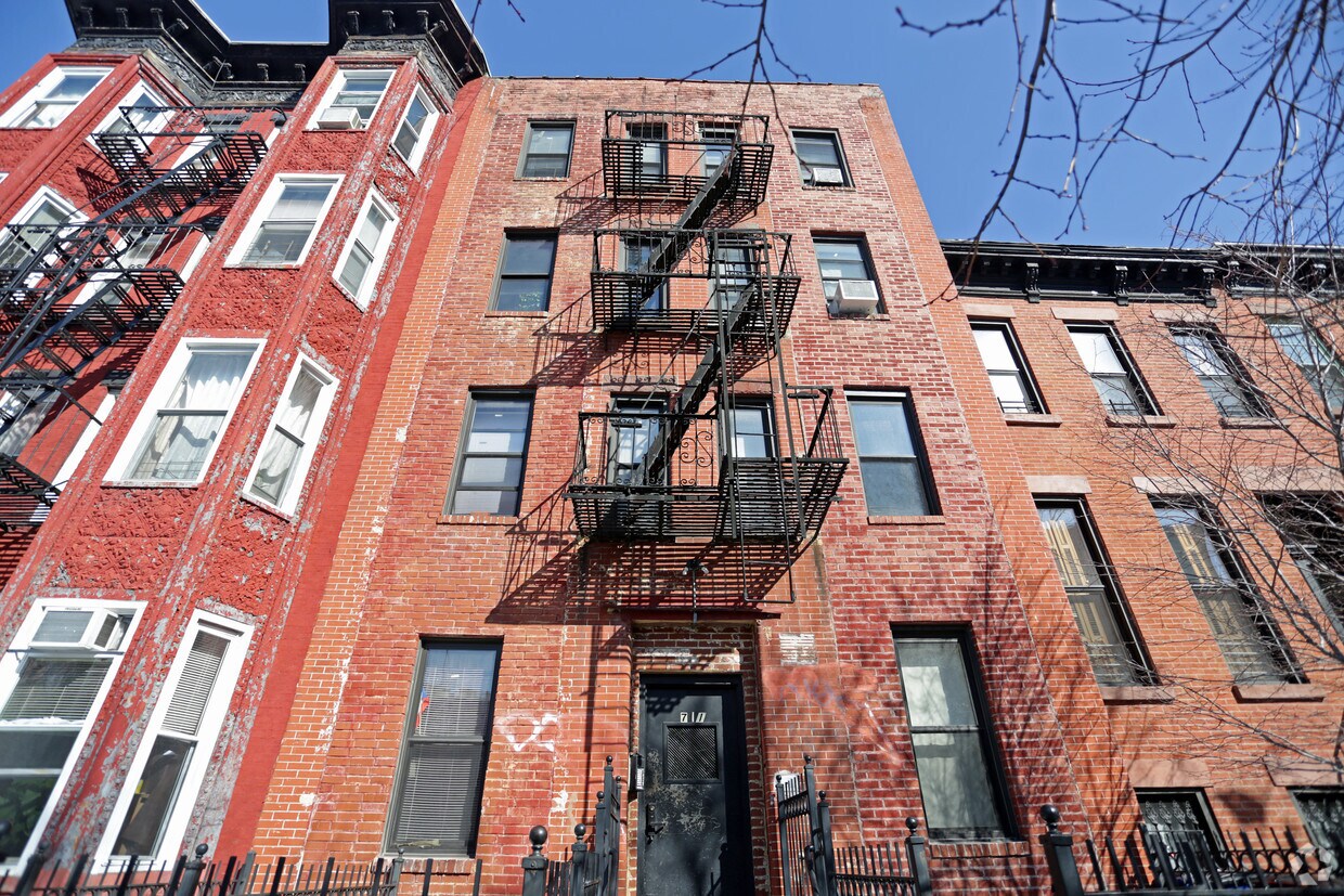Foto del edificio - 711 Union St