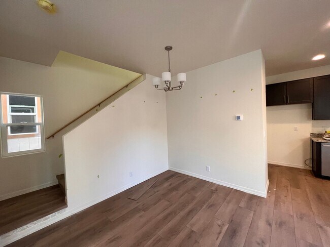 Foto del edificio - Brand New Never Lived in Luxury 2bd / 2ba unit