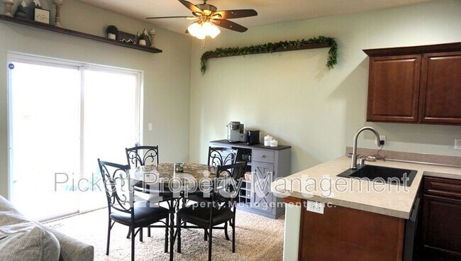 Foto del edificio - 3886 Malott Pl SE