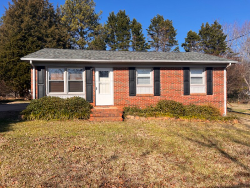 1337 Miles Rd, Dallas, NC 28034 House Rental in Dallas, NC