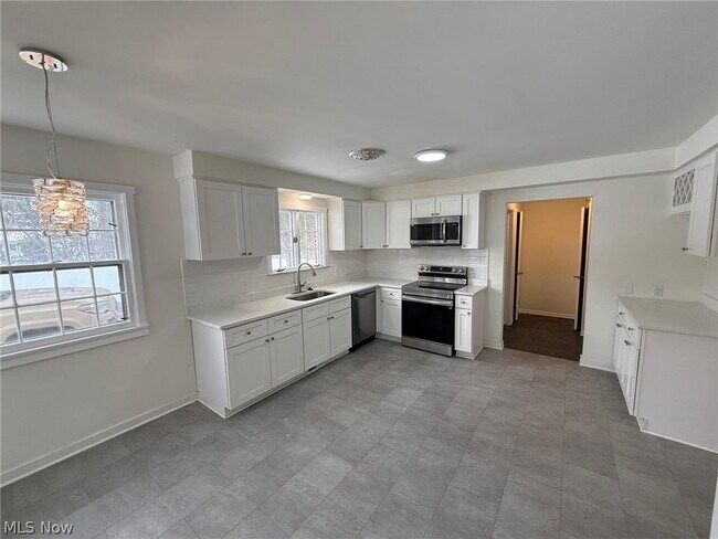 Foto del edificio - 22350 S Woodland Rd