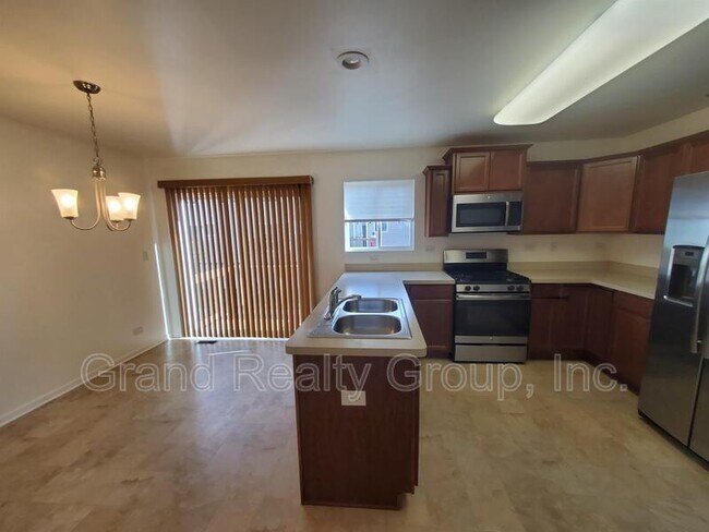 Foto del edificio - 1021 Piccolo Ln