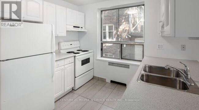 Photo du bâtiment - 869-869 Avenue Rd