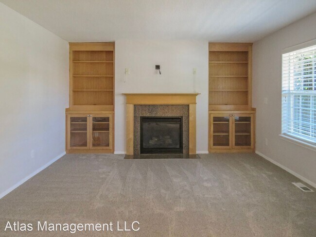 Building Photo - 3 br, 2.5 bath House - 572 NE 62nd Ave