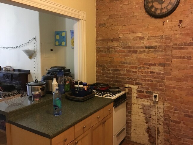 Foto del edificio - 10 Symphony Rd