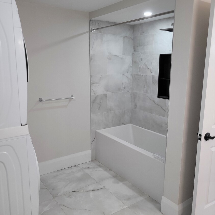 Primary Photo - 846 Sixth St