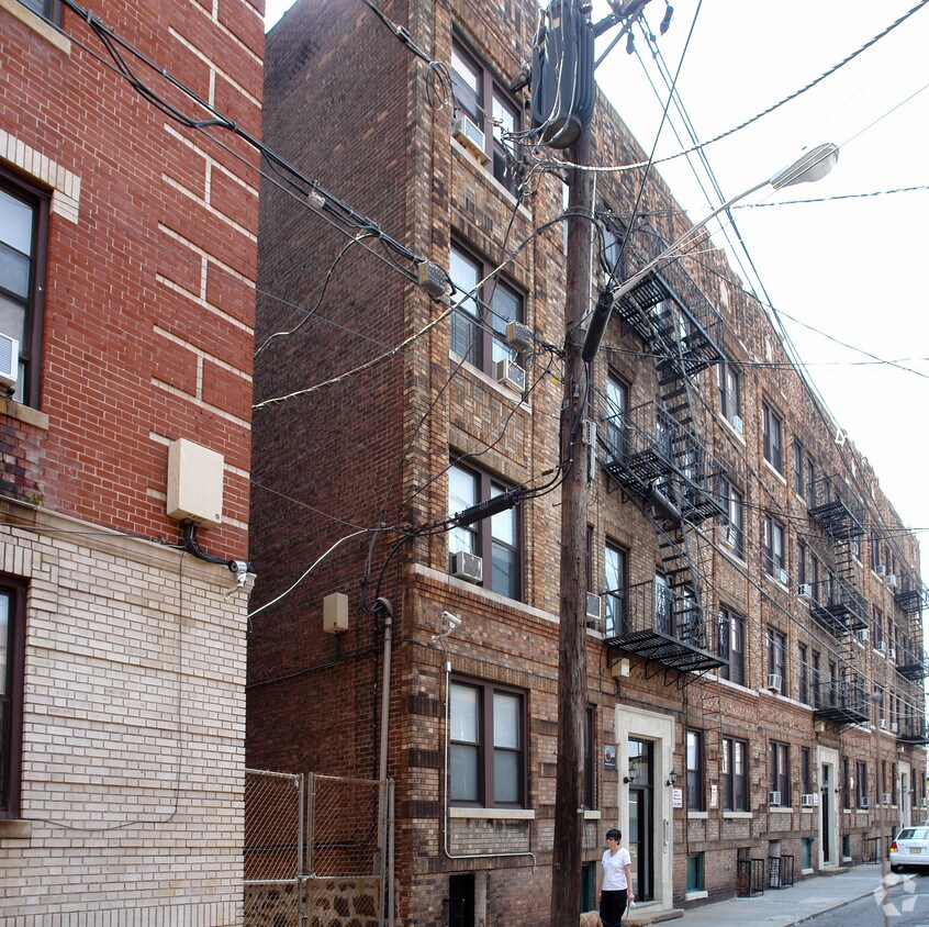 Foto del edificio - 409 54th St