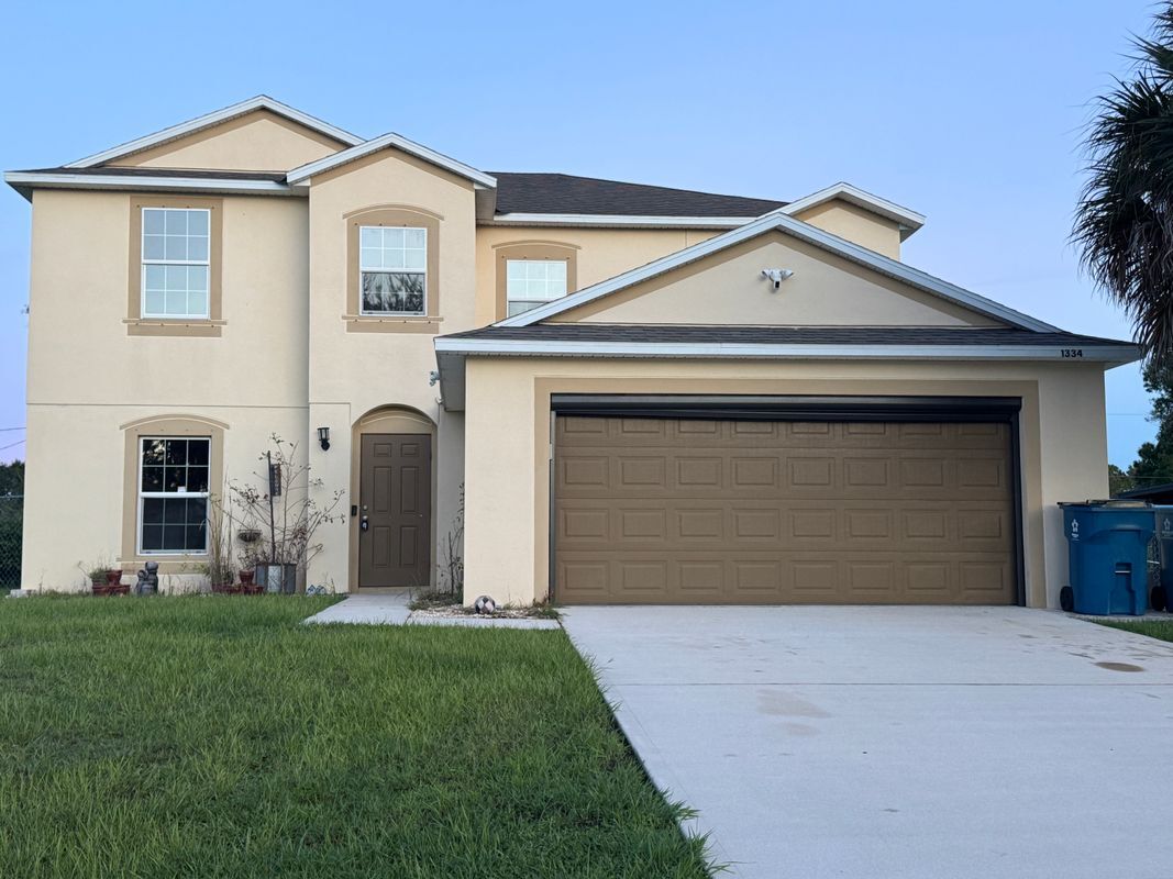 Foto principal - 1334 Lotus St SE