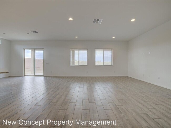 Foto del edificio - 4 br, 2 bath House - 7844 S. Desert Indigo Dr