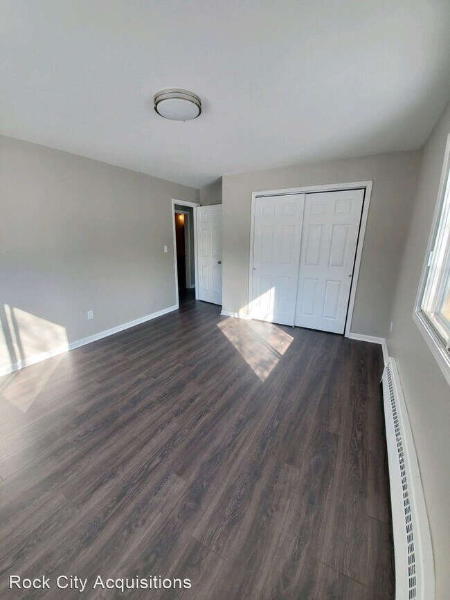 Building Photo - 208 Flintridge Dr