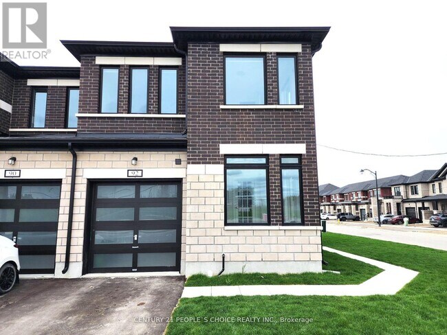 Building Photo - 92 Corley St