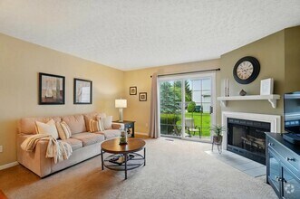 Building Photo - 1630 Holland Dr
