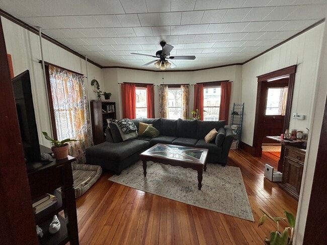 Building Photo - 12-14 West St