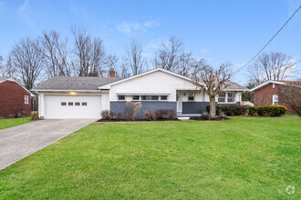 Building Photo - 2674 Algonquin Dr