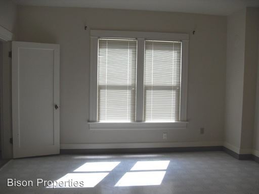 Building Photo - 1333 SE Miller St