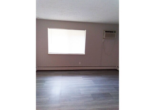 Foto del edificio - 3033 Clifton Ave