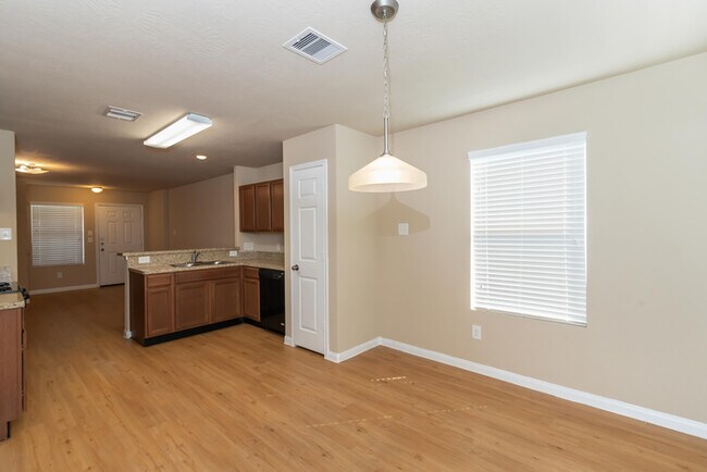 Foto del edificio - 2438 Peterborough Way