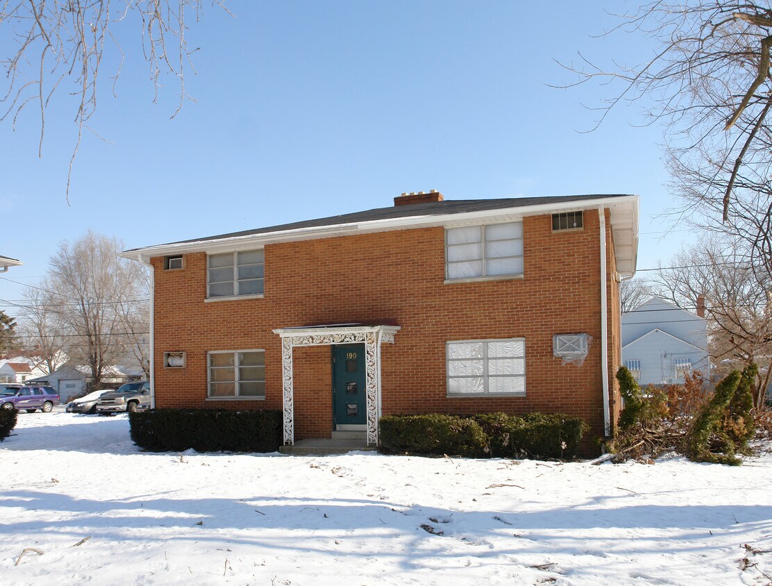 Primary Photo - 190-210 N Huron Ave