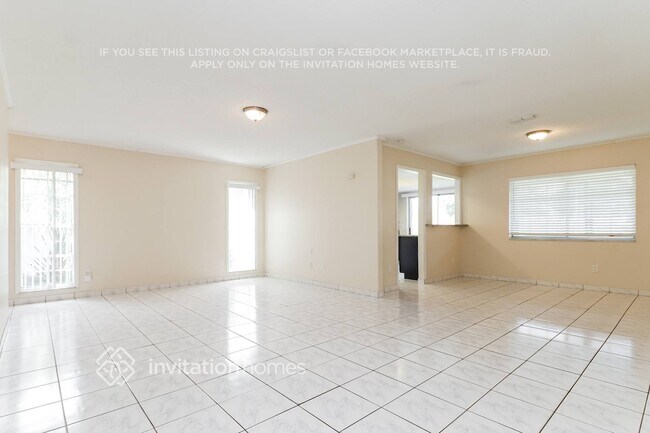 Foto del edificio - 1172 La Mesa Ave