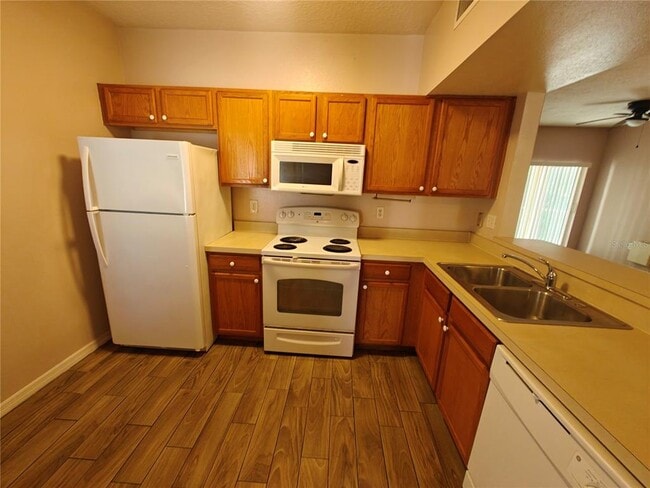 Building Photo - 6022 Portsdale Pl