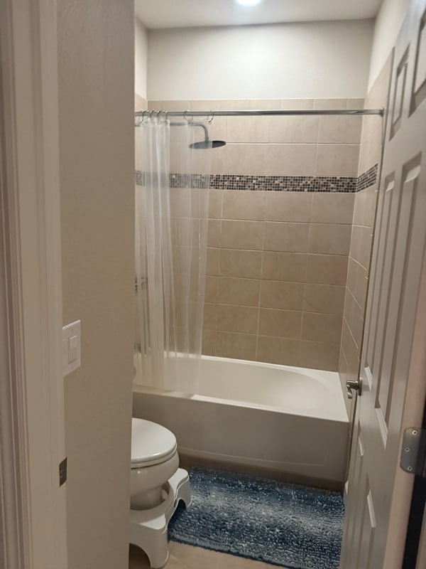 Foto del edificio - 7303 Blue Beech Dr