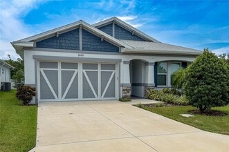 Building Photo - 2065 Paragon Cir W